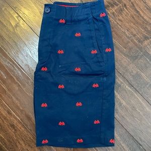 Under Armour embroidered crab shorts size 32